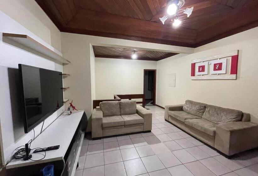 پانسیون Casa Maria Toda Linda N 53