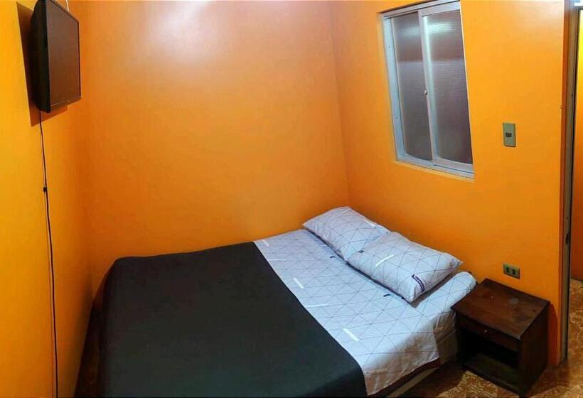 Pensión Hostal Arica 2