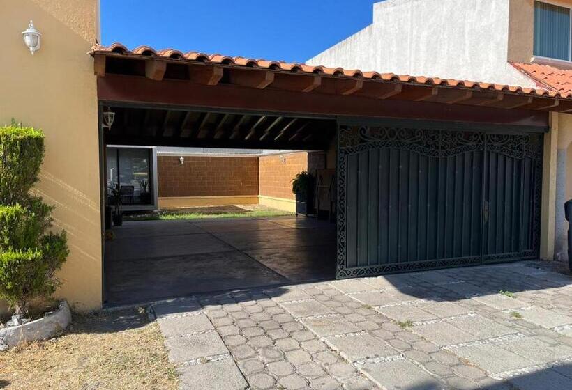 פנסיון La Casa Bonita De Pueblo Nuevo