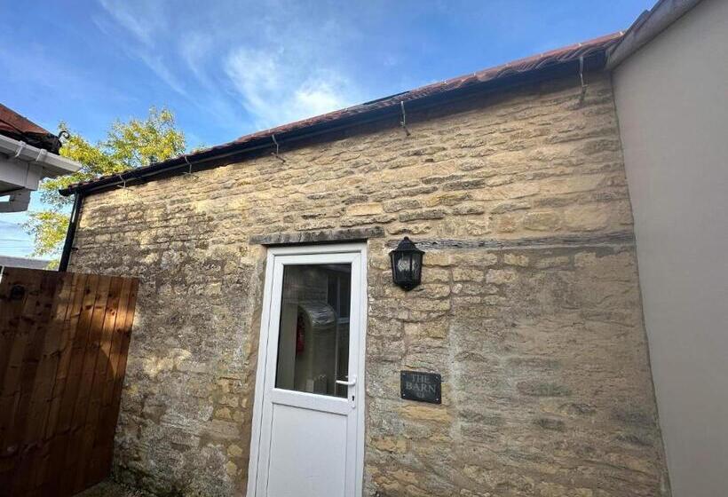 פנסיון The Barn