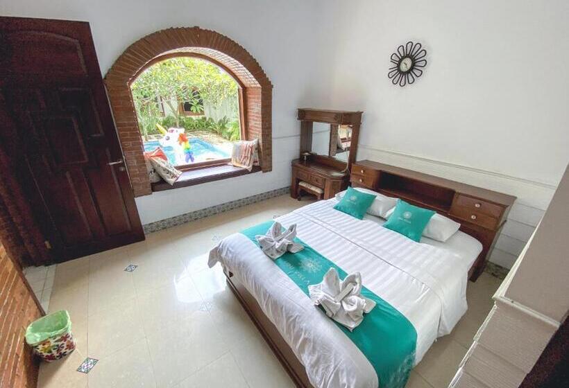 پانسیون Ubu Villa Balirejo At Yogyakarta City Center