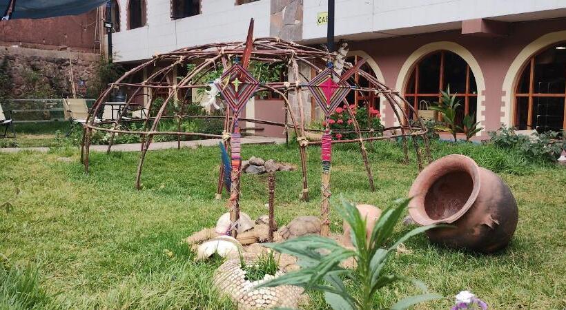 بنسيون Wallparisonqopisaccentro