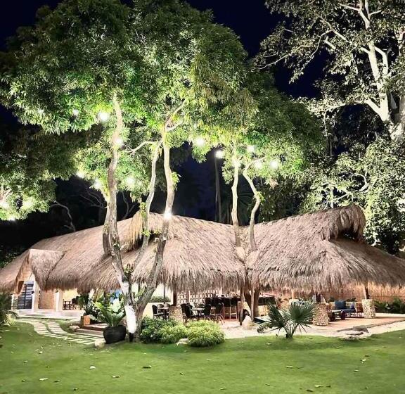 Salum Dive Resort