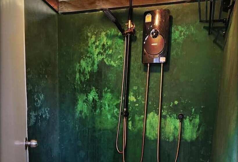 הוסטל Jungle Fever Koh Chang