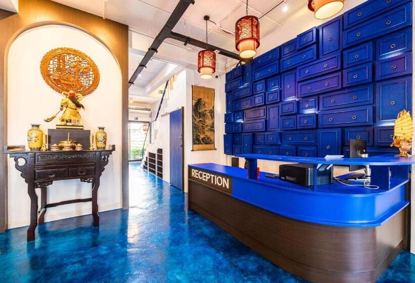 ユースホステル Marco Polo Phuket Poshtel & Bistro