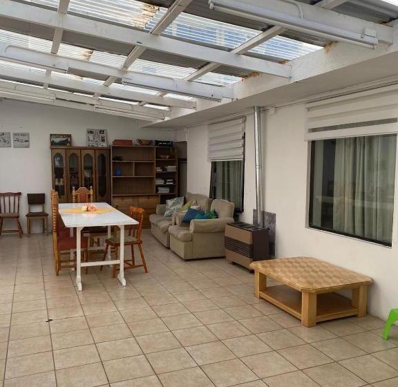 צימר Karol Hostal