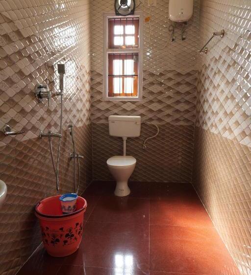 مبيت وإفطار The Transit Stay Guwati