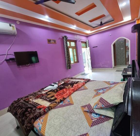 酒店 Aastha And Restaurant