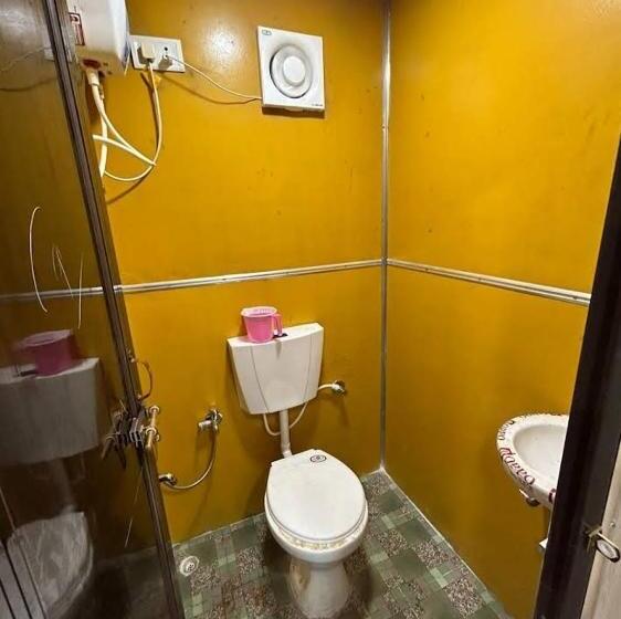 Отель Countries Container Resort