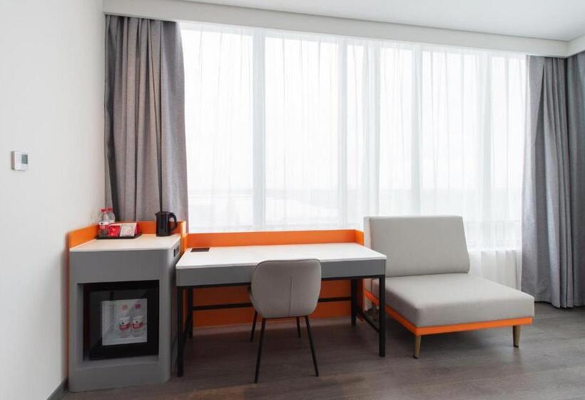 فندق Ibis Li Wang Road, Jiaodong Airport