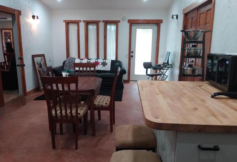 بنسيون Black Star Ranch Vineyard