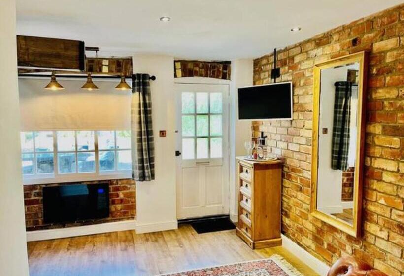 Пансион East Bridgford Coach House Inc Spa And Treatments