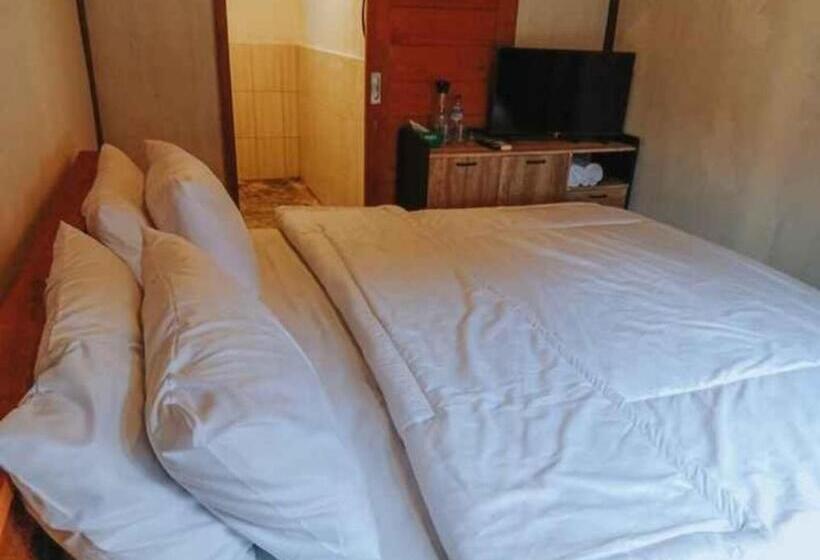 پانسیون Mayeka Transit Hostel Bandara Internasional Lombok