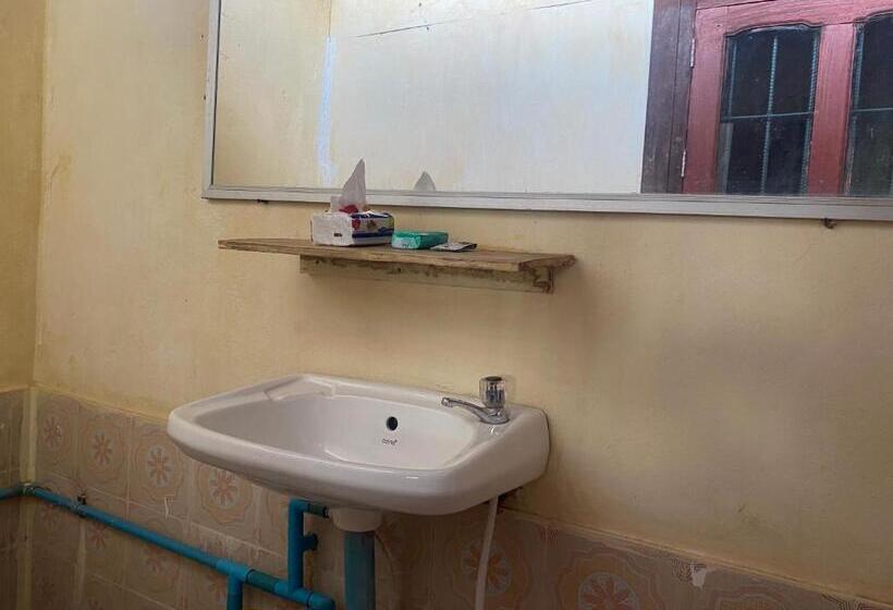 پانسیون Som O Guesthouse