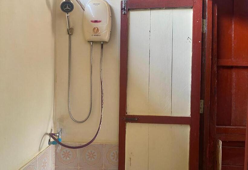 پانسیون Souksanh Guesthouse