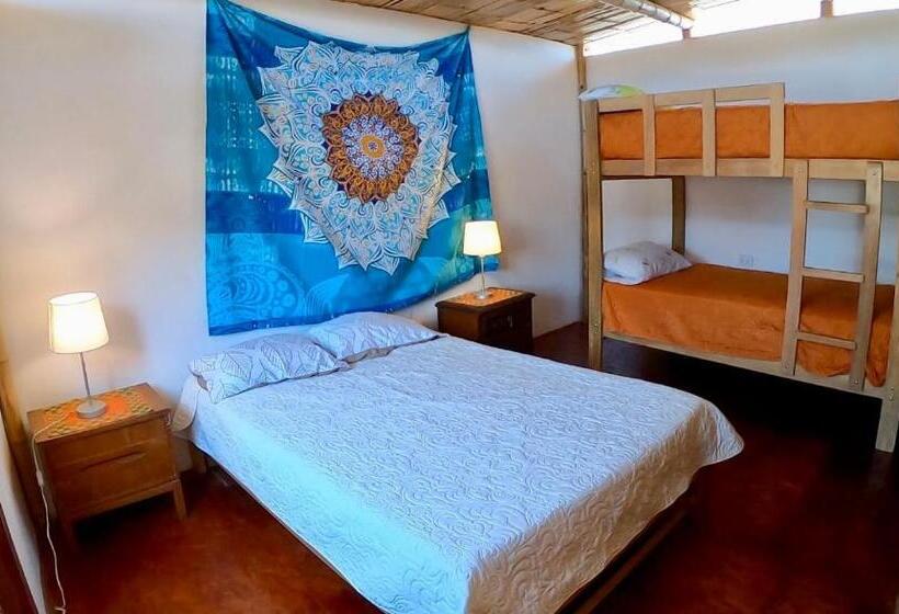 ユースホステル Casa Mauka Habitación Múltiple