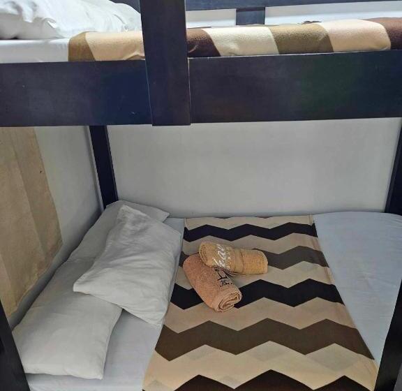 הוסטל Villa Tomasa Boracay Dmall