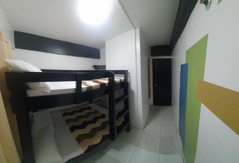 הוסטל Villa Tomasa Boracay Dmall
