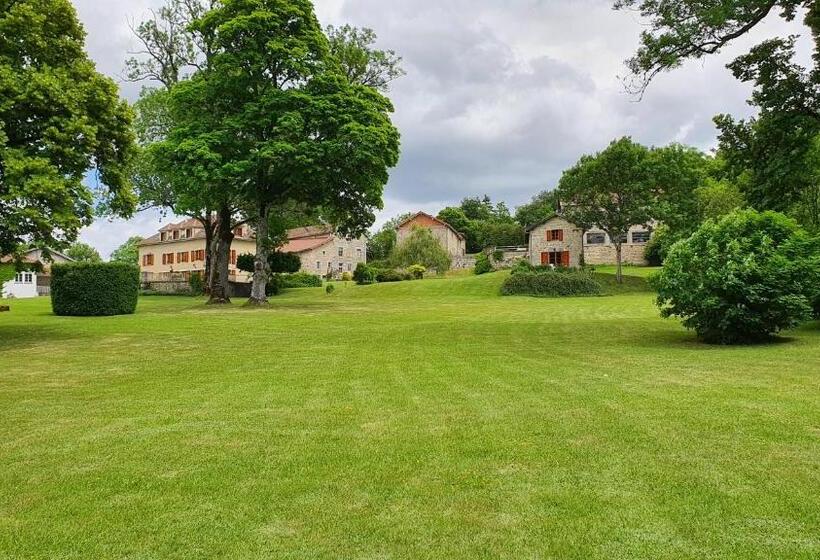 Bed and Breakfast Domaine De Montvianeix