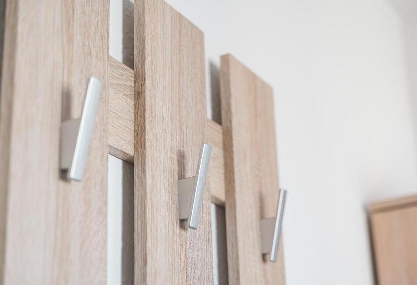 ホテル Home2stay Apartmenthaus Heilbronn City Kitchen Parking Highspeed Wifi Washroom