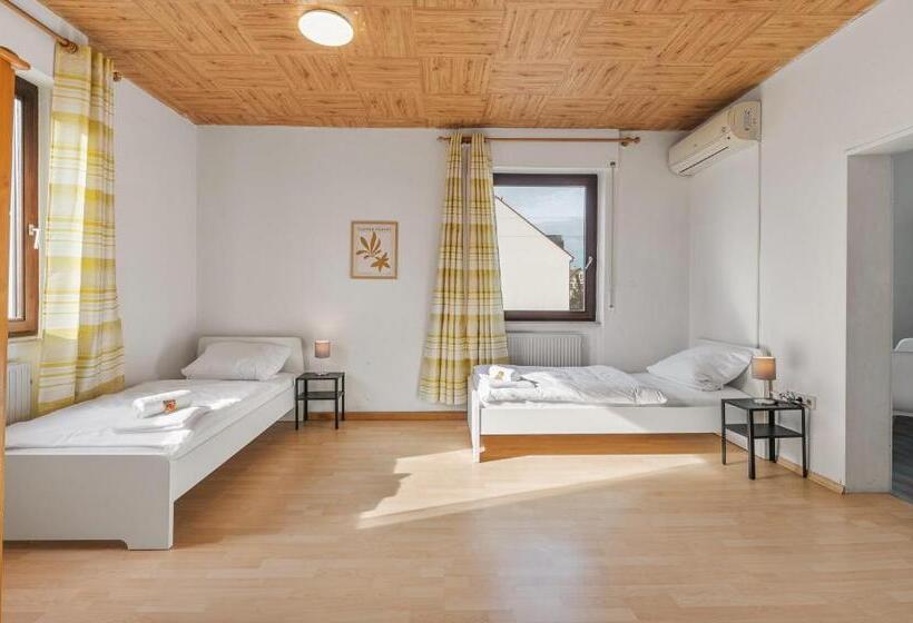 ホテル Home2stay Apartmenthaus Heilbronn City Kitchen Parking Highspeed Wifi Washroom