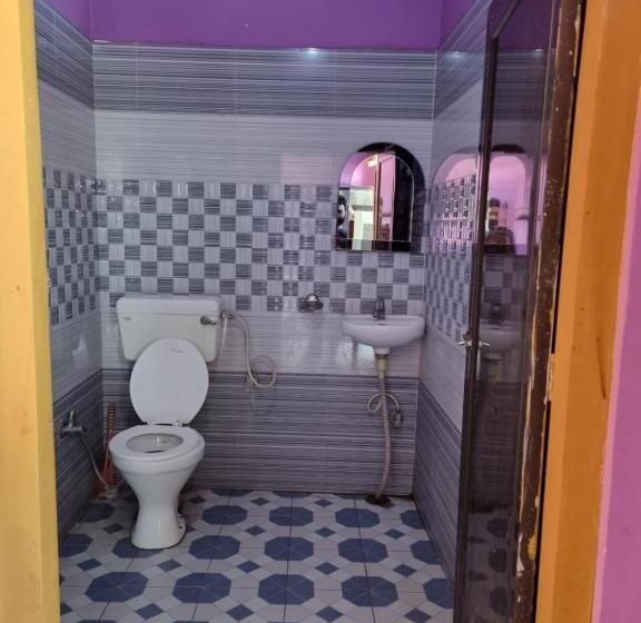 酒店 Aastha And Restaurant