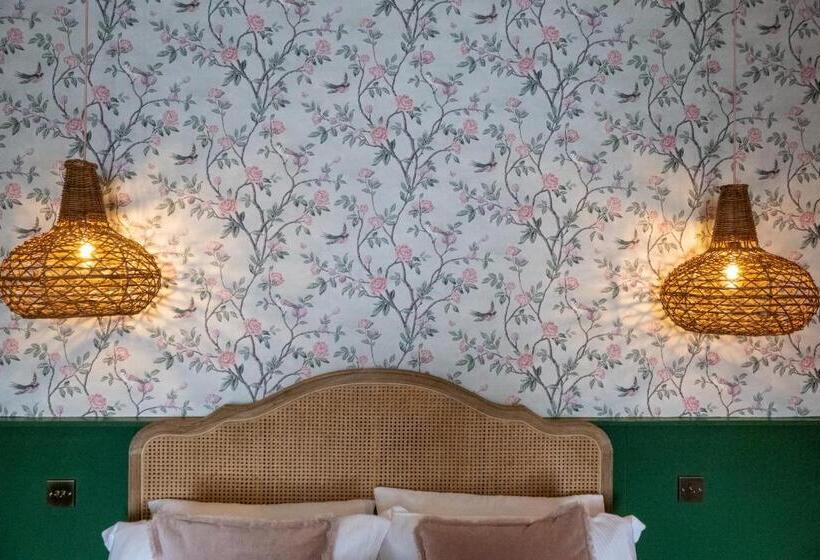 فندق The Sheep And Penguin