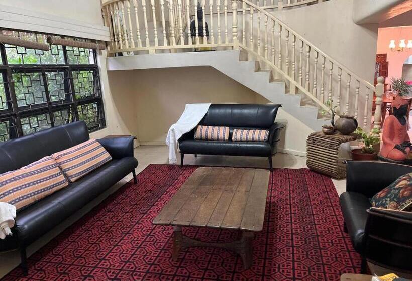 پانسیون Residence 71  At Nadi Town  At The Heart Of Nadi Town