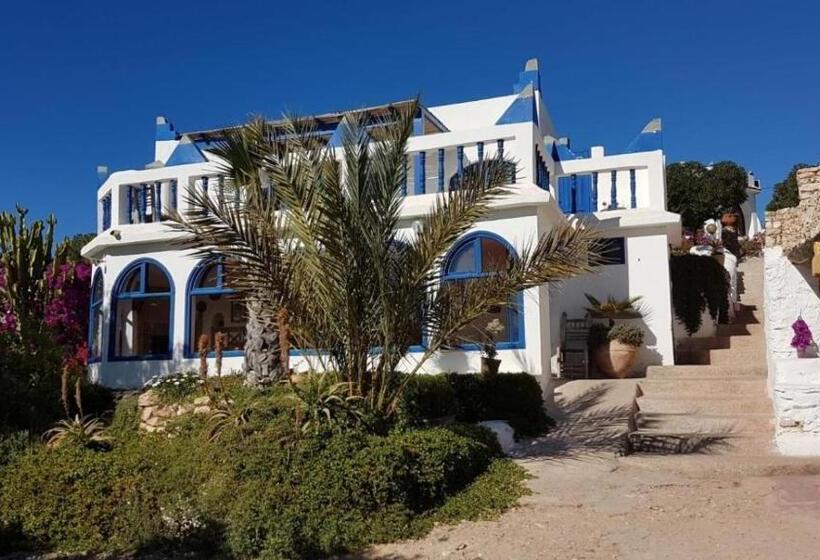 پانسیون Room In Guest Room   Room In Villa Lair De La Mer No0969