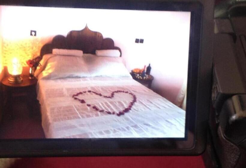 پانسیون Room In Guest Room   Room In Villa Lair De La Mer No0969