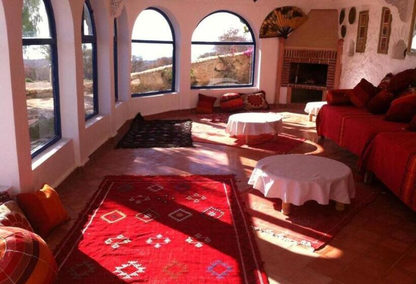 پانسیون Room In Guest Room   Room In Villa Lair De La Mer No0969