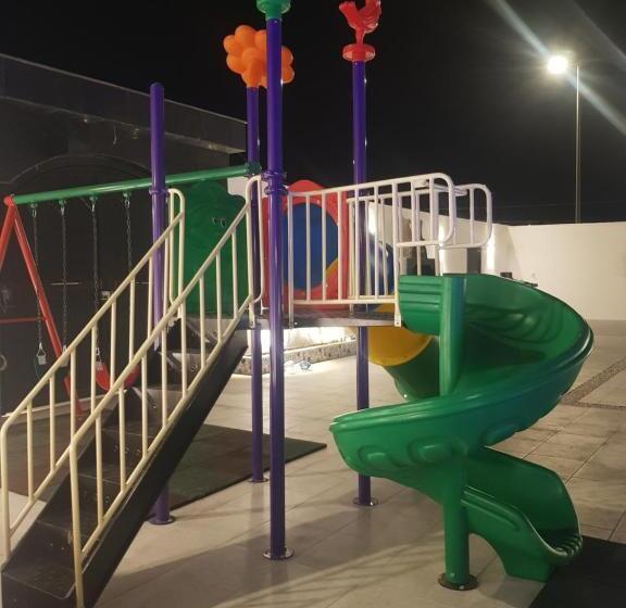 استراحتگاه مورايا Murraya