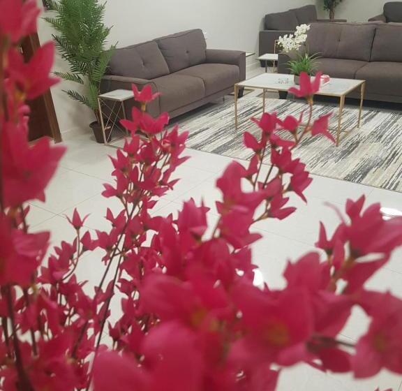 استراحتگاه مورايا Murraya