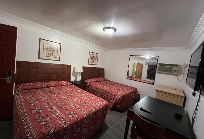 Flamingo Motel Oxnard