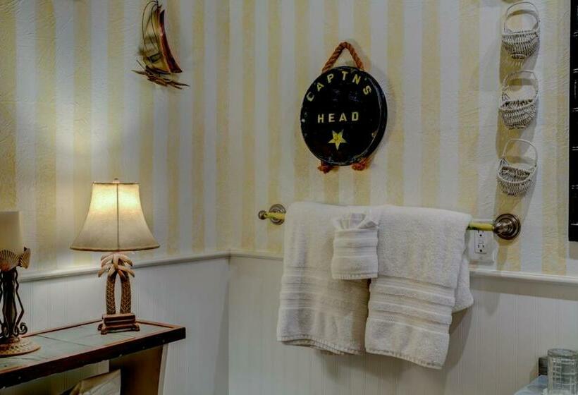 فندق Anchor Inn Nsb Bed And Breakfast