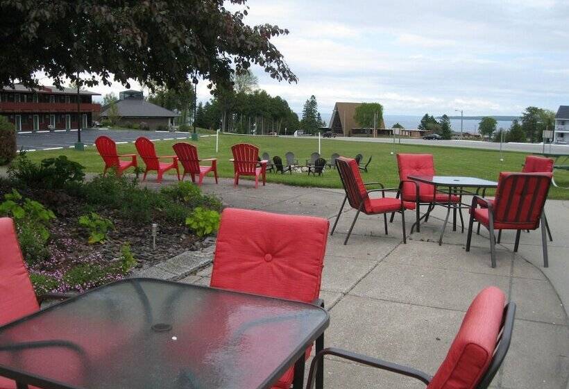 ホテル Cedar Hill Lodge