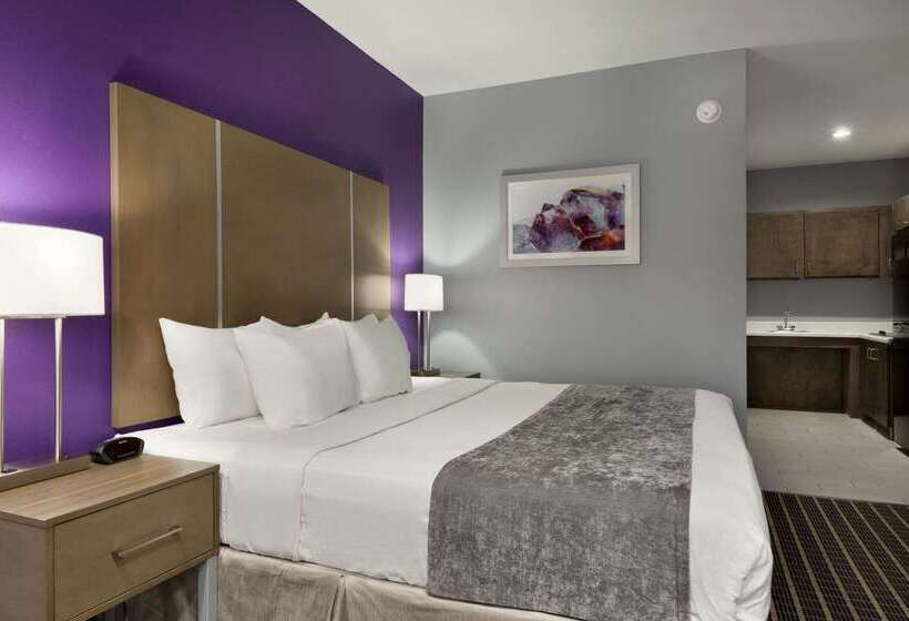 هتل Days Inn By Wyndham Odessa