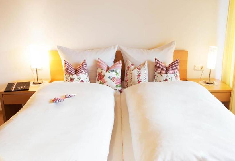 فندق Haus Isabella