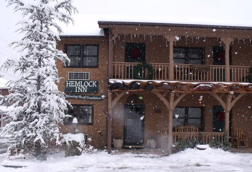 فندق Hemlock Inn