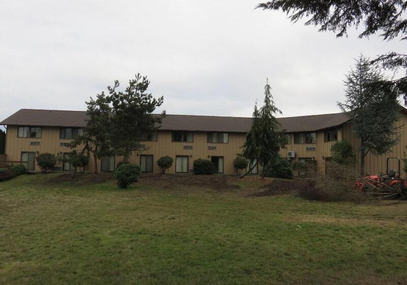 فندق Olympic View Inn