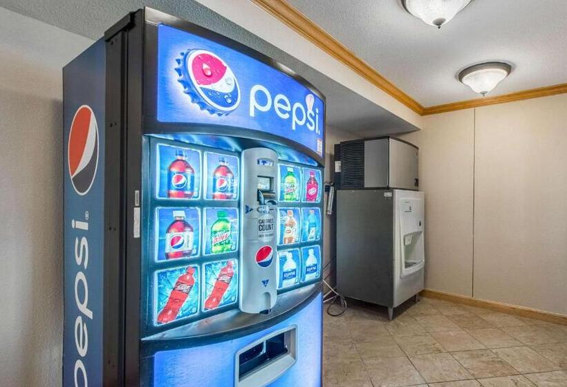 Отель Quality Inn & Suites University Area