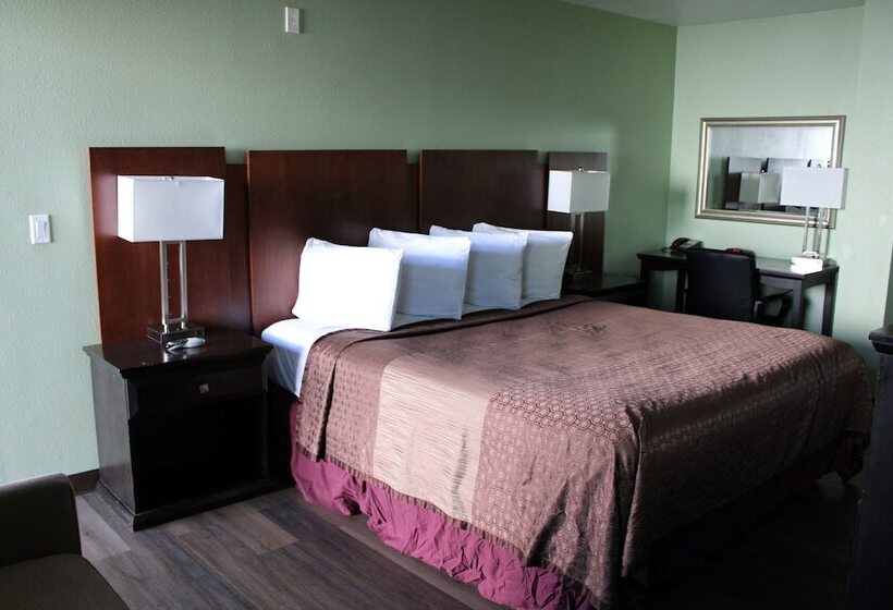 בית מלון כפרי Rancho California Inn Temecula