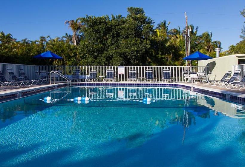 فندق Sea Shells Condominiums