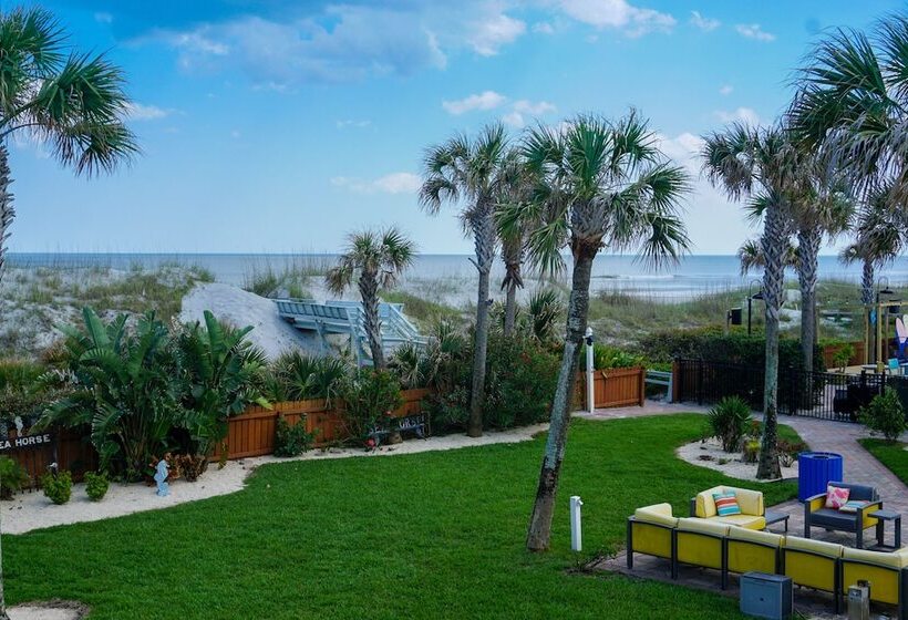 فندق Seahorse Oceanfront Inn