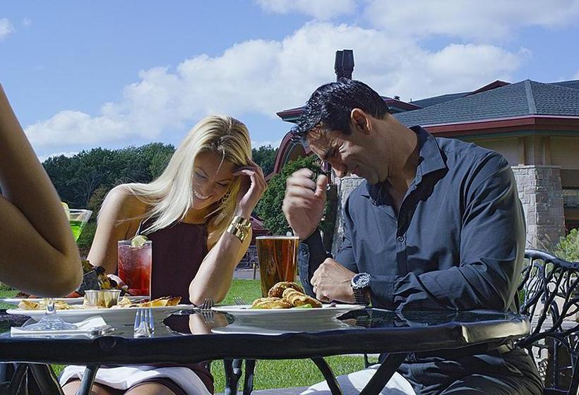 בית מלון כפרי Soaring Eagle Casino And Resor