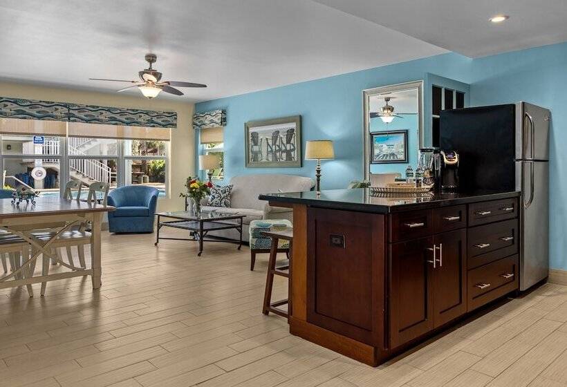 فندق Sun Dek Beach House