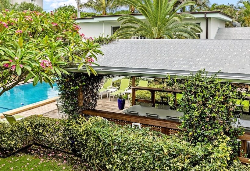 فندق Sun Dek Beach House