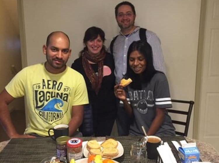 هتل The Little Italy Of Niagara Falls Bed & Breakfast