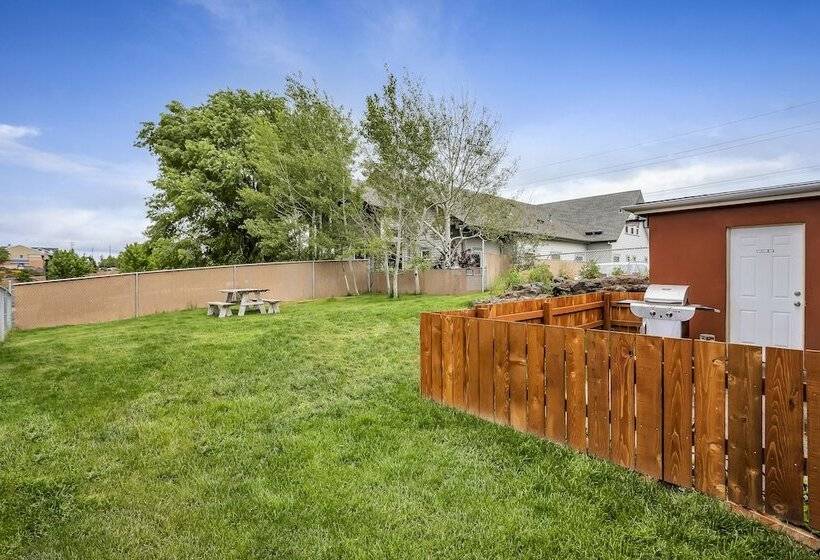 هتل Wall Street Suites