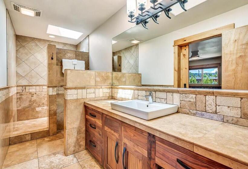 هتل Wall Street Suites